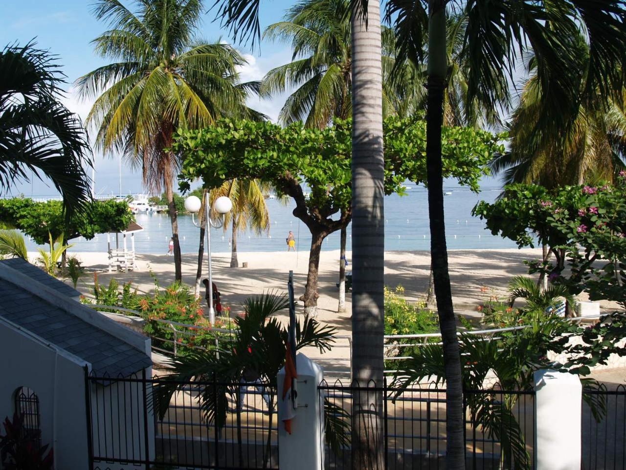 Sandcastles Resort, Ocho Rios Exteriör bild